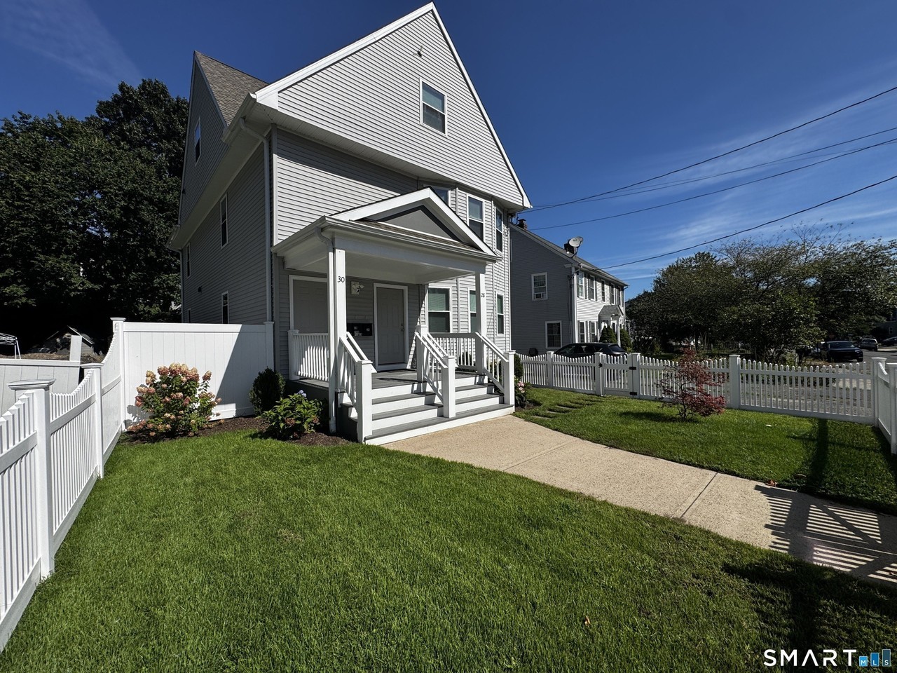 28 Jackson St - Photo 2 of 25