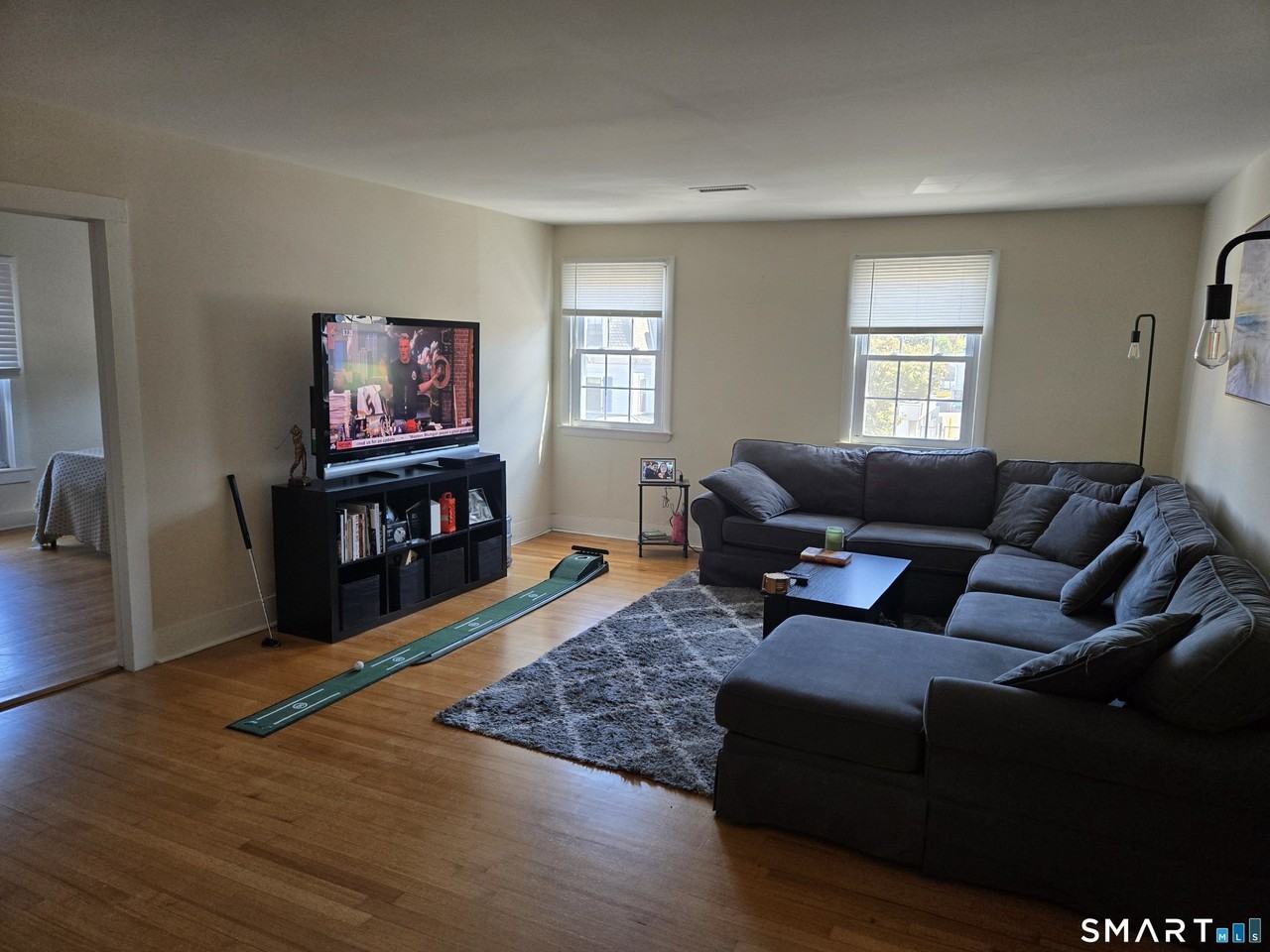 1118 Main St #1 - Photo 4 of 15