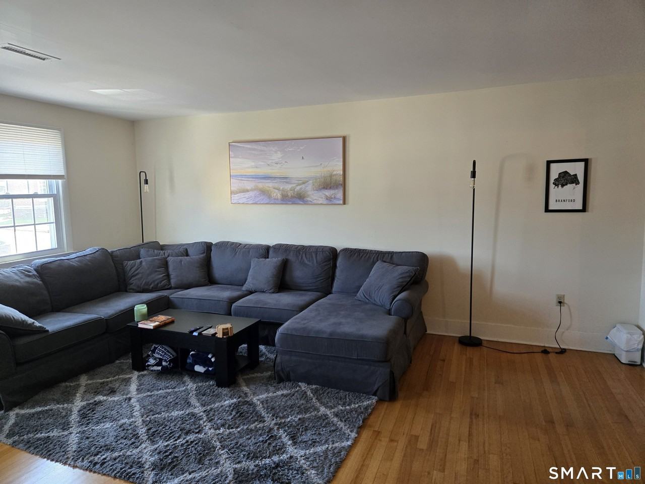 1118 Main St #1 - Photo 5 of 15