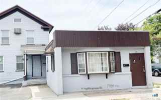 featured image of 150 S Cherry St