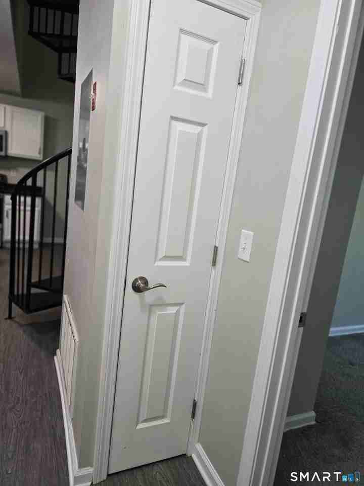 680 Boston Post Rd #31 - Photo 6 of 14