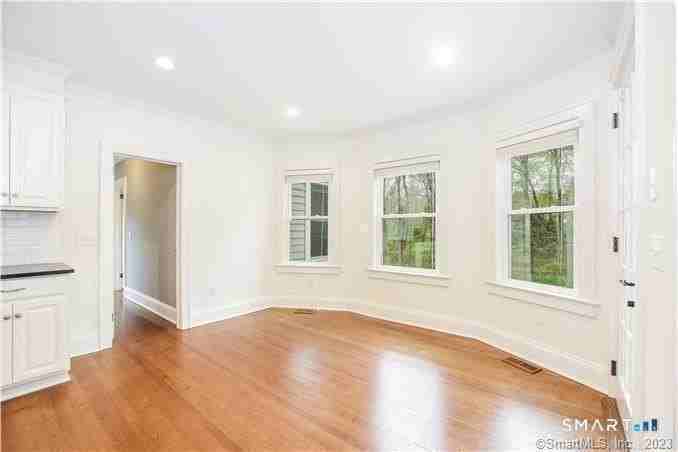 456 White Oak Shade Rd - Photo 4 of 16
