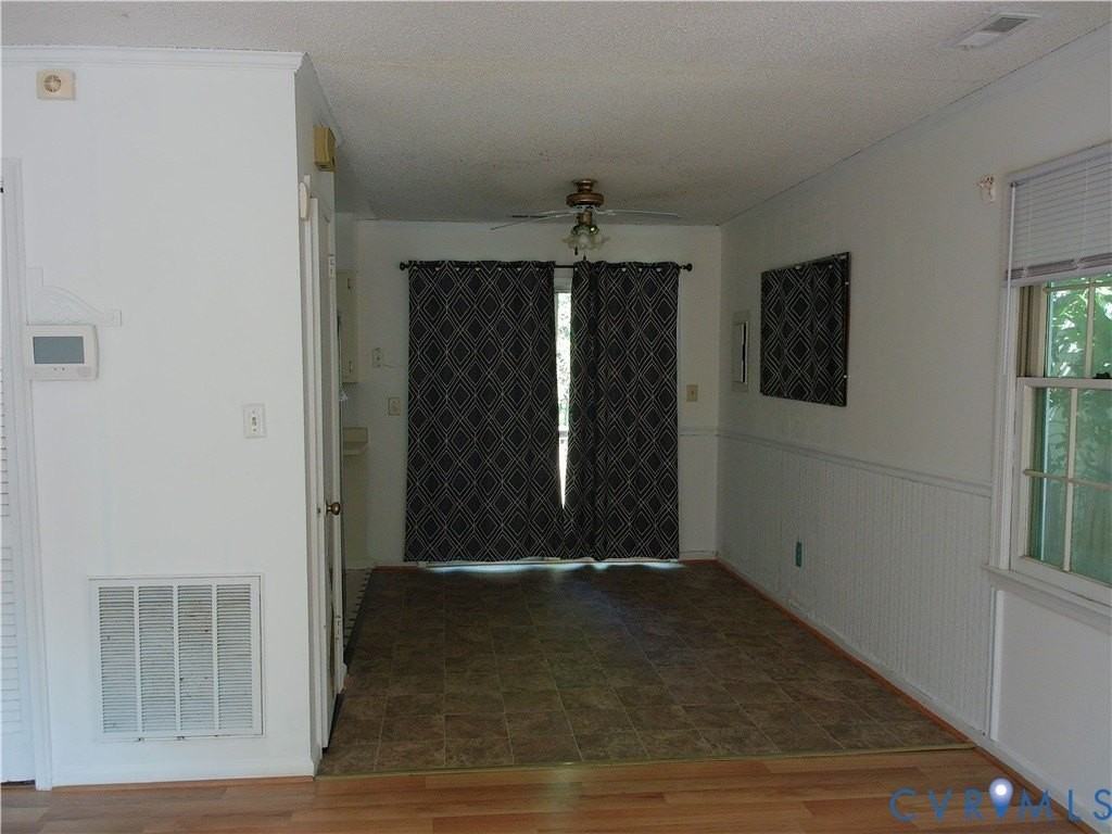 1716 Winder St - Photo 5 of 15