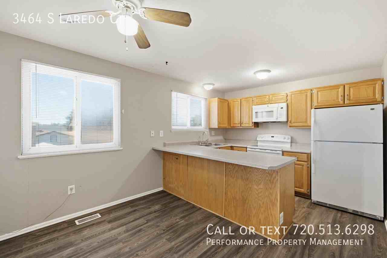 3464 S Laredo Ct - Photo 4 of 25