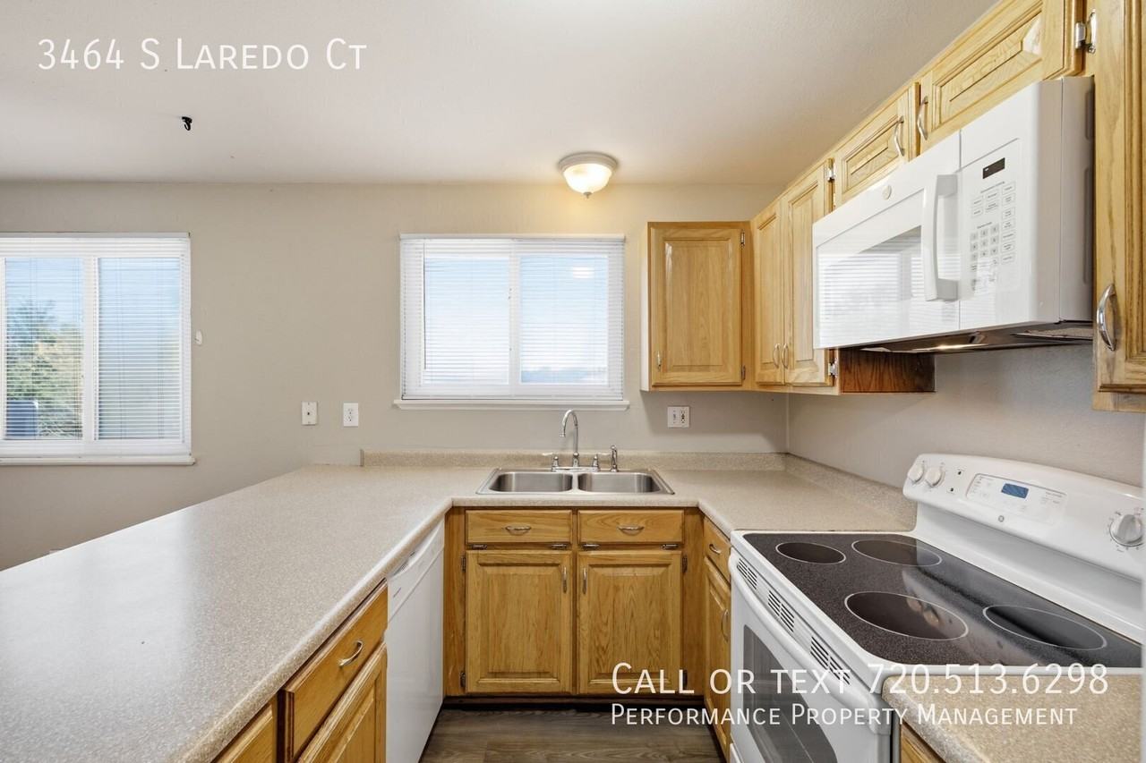 3464 S Laredo Ct - Photo 6 of 25