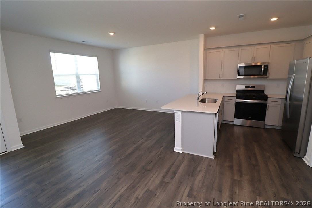 360 Freestall Dr - Photo 4 of 36