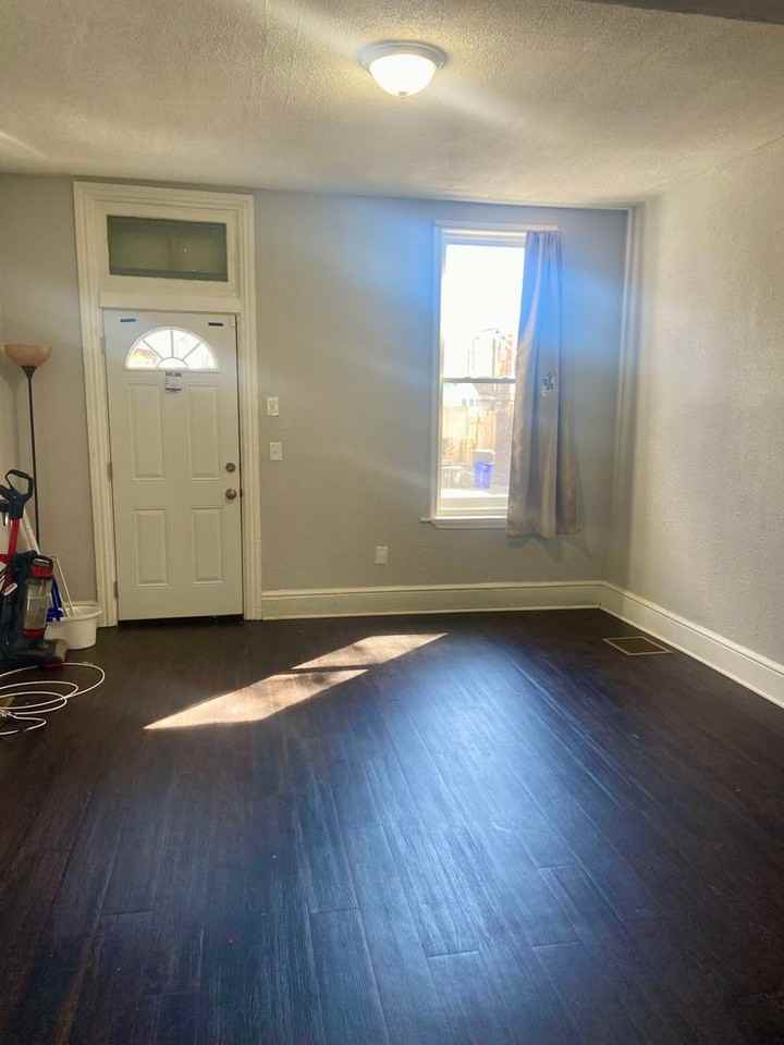 412 Muench St - Photo 4 of 22