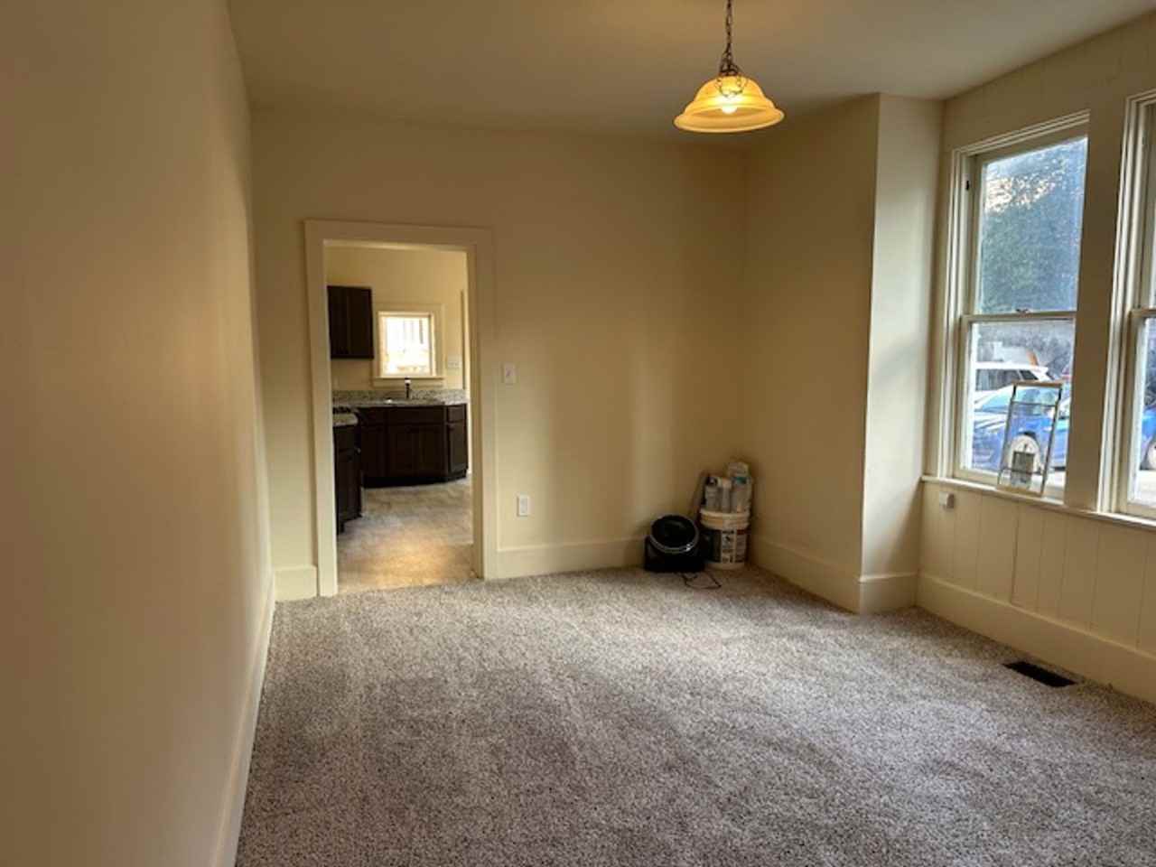 252 Liberty St - Photo 6 of 17