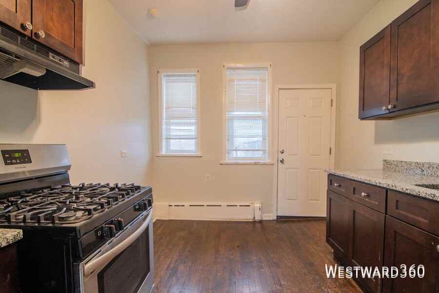 3901 W Jackson Blvd #1N - Photo 7 of 15