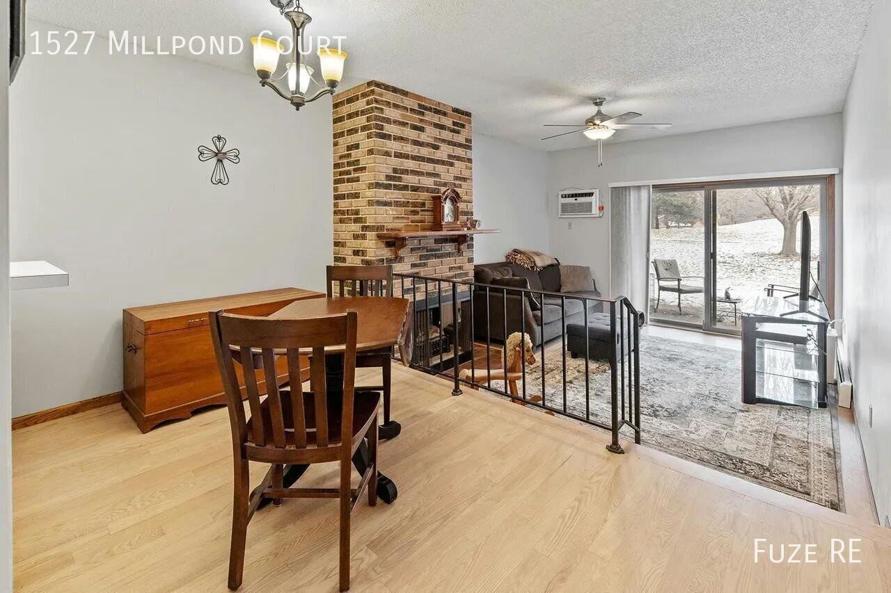 1527 Millpond Ct - Photo 6 of 13