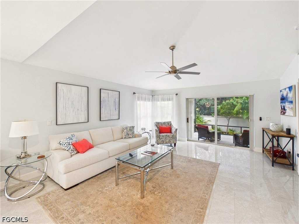 27171 Enclave Dr - Photo 3 of 26