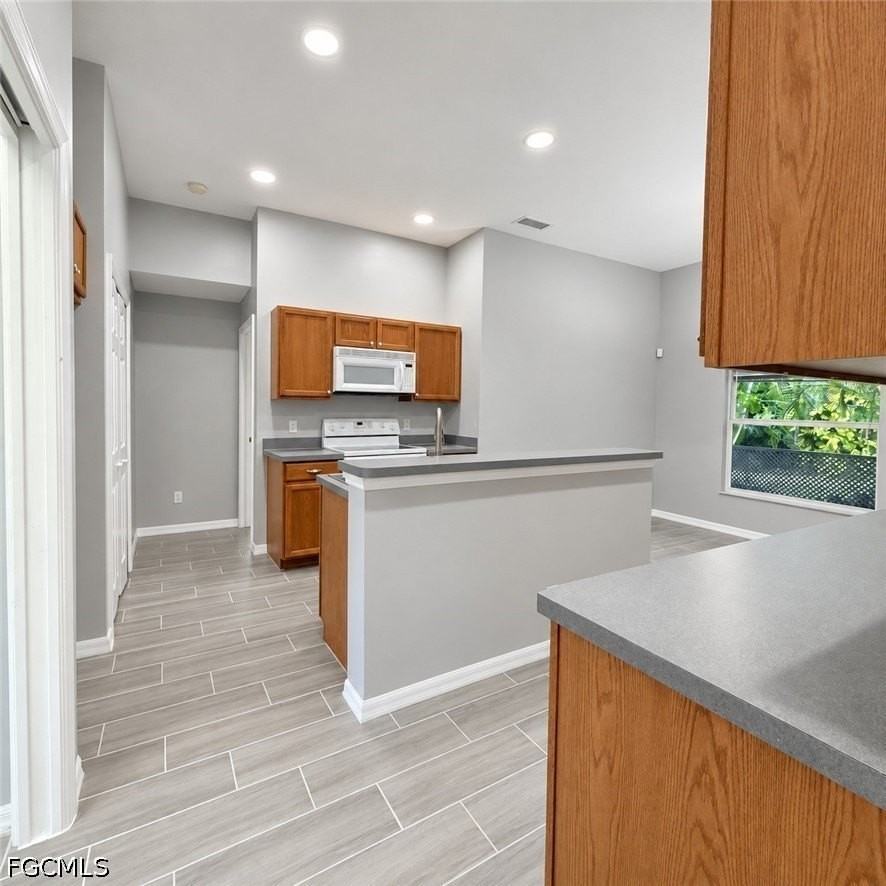4914 Sw 27th Ave - Photo 2 of 26
