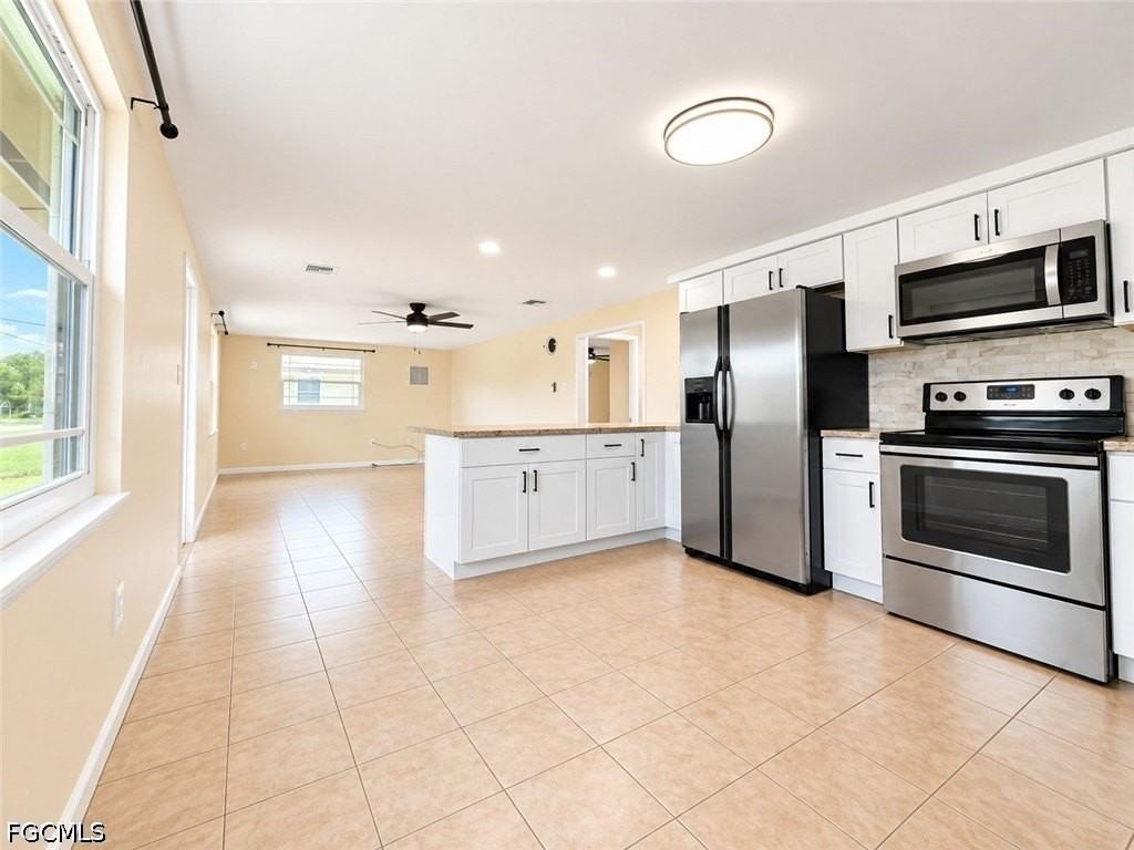 26428 Angelica Rd - Photo 4 of 22