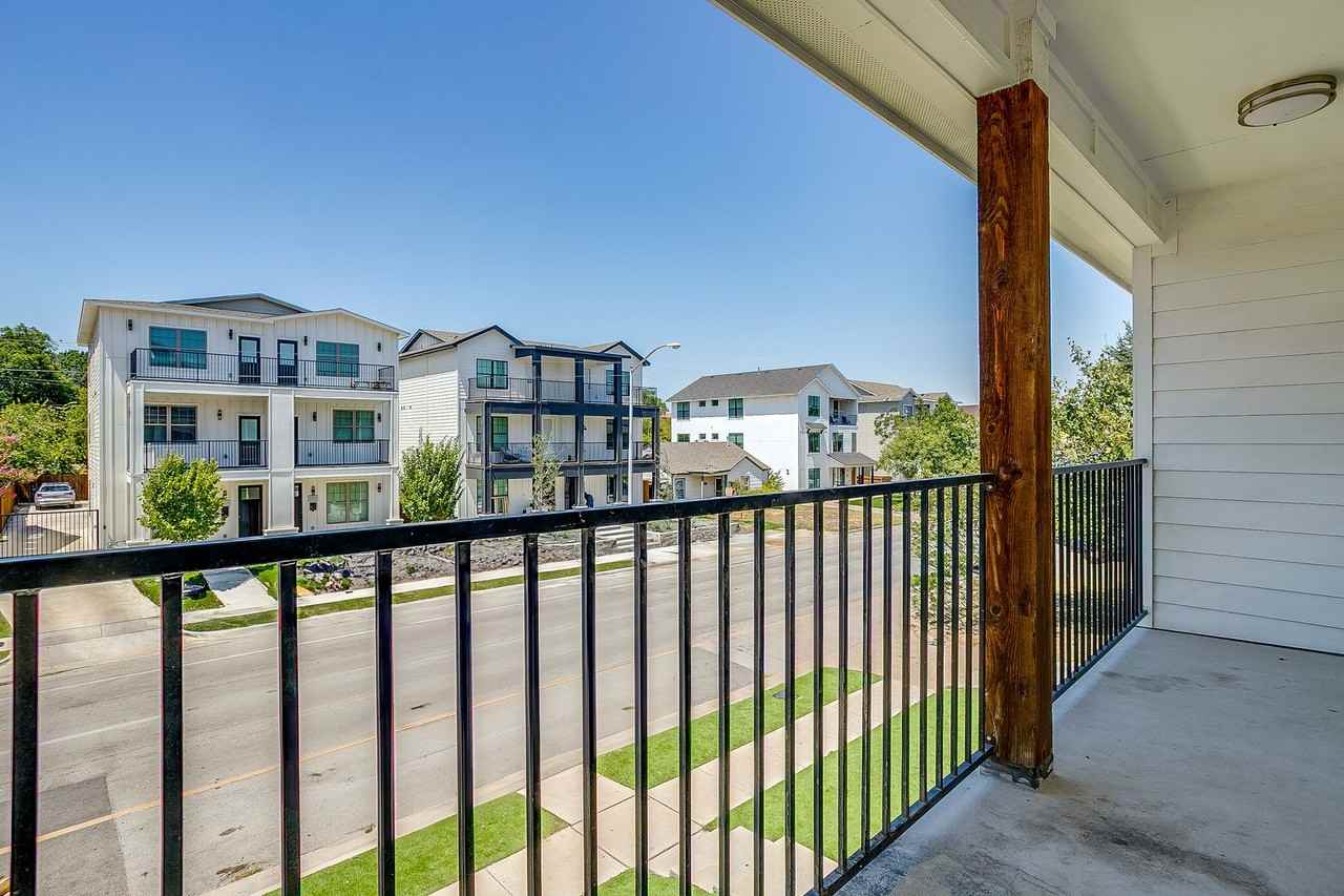 3227 Mccart Ave #3227MC2028 - Photo 5 of 31