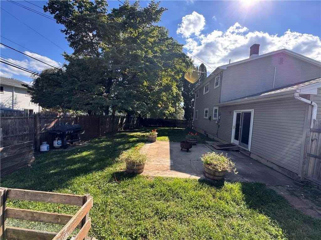 7198 Heather Rd - Photo 2 of 21