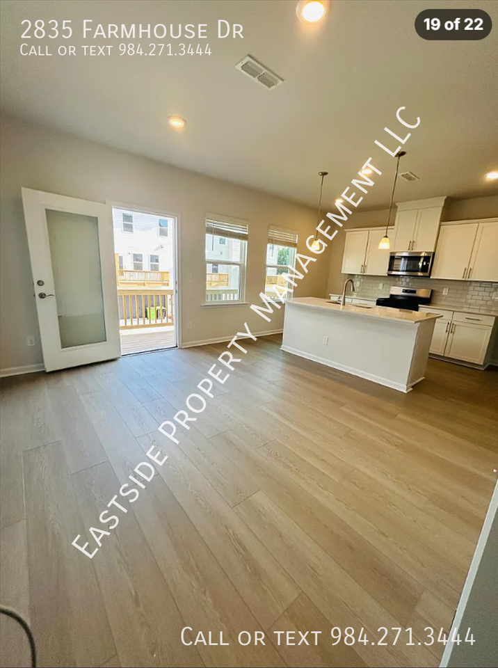 2835 Farmhouse Dr - Photo 4 of 19