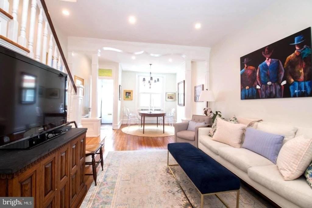 2615 Folsom St - Photo 5 of 23