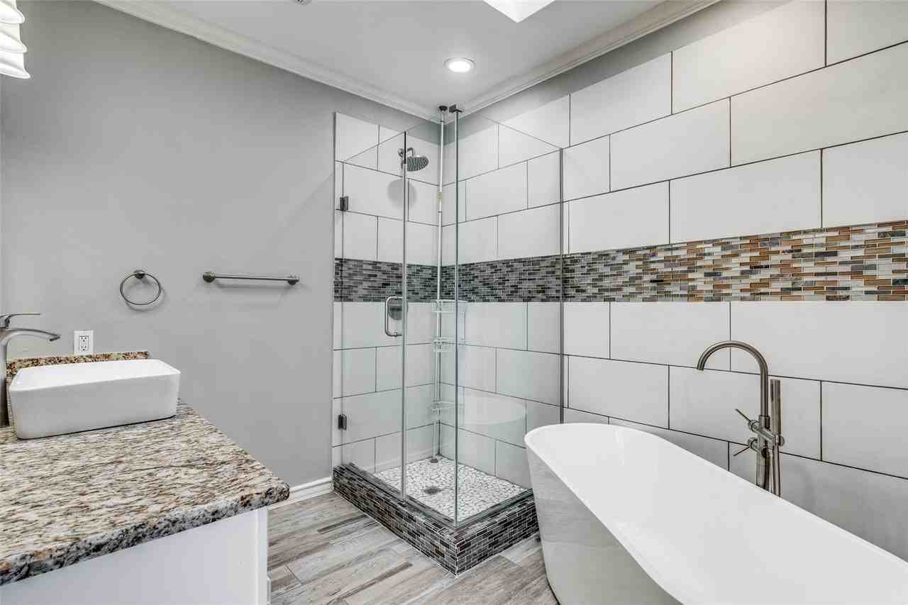 458 Yacht Club Dr #C - Photo 7 of 10