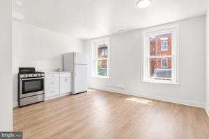 featured image of 4035 Green St