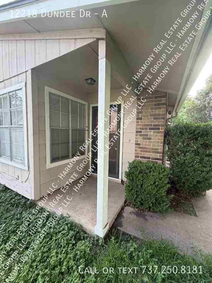 12218 Dundee Dr #A - Photo 4 of 5