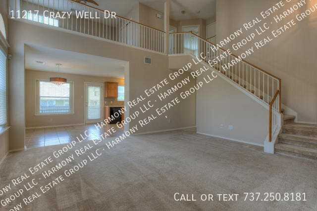 11217 Crazy Well Dr - Photo 4 of 21