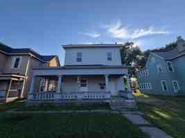 featured image of 725 S 7th St #2