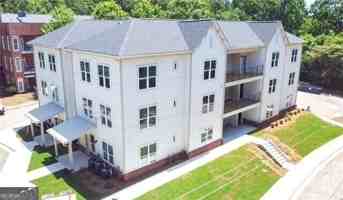 featured image of 240 Martha Dr #140