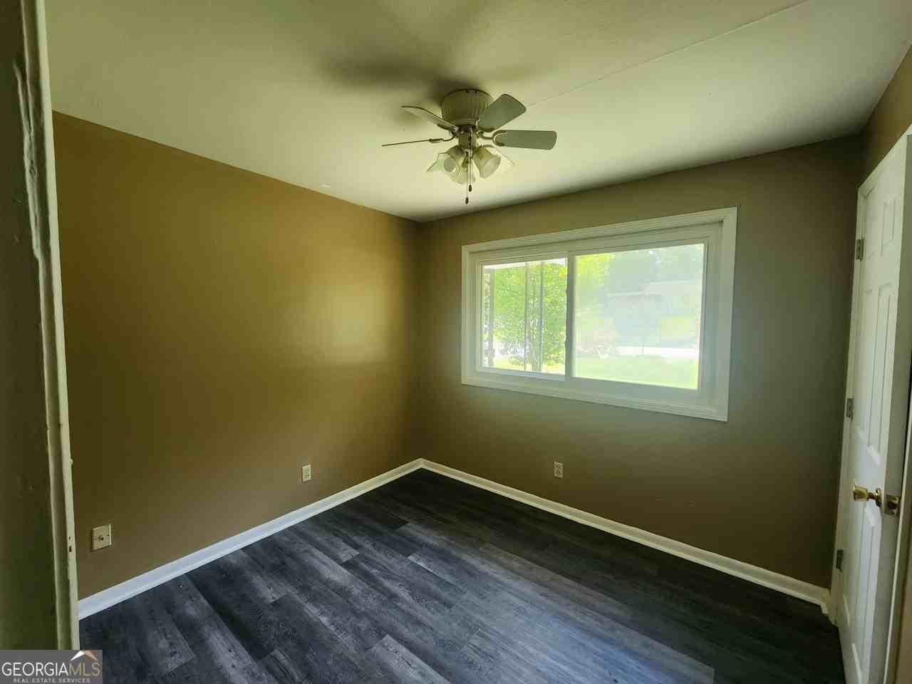 3245 Doyle Ave - Photo 5 of 12