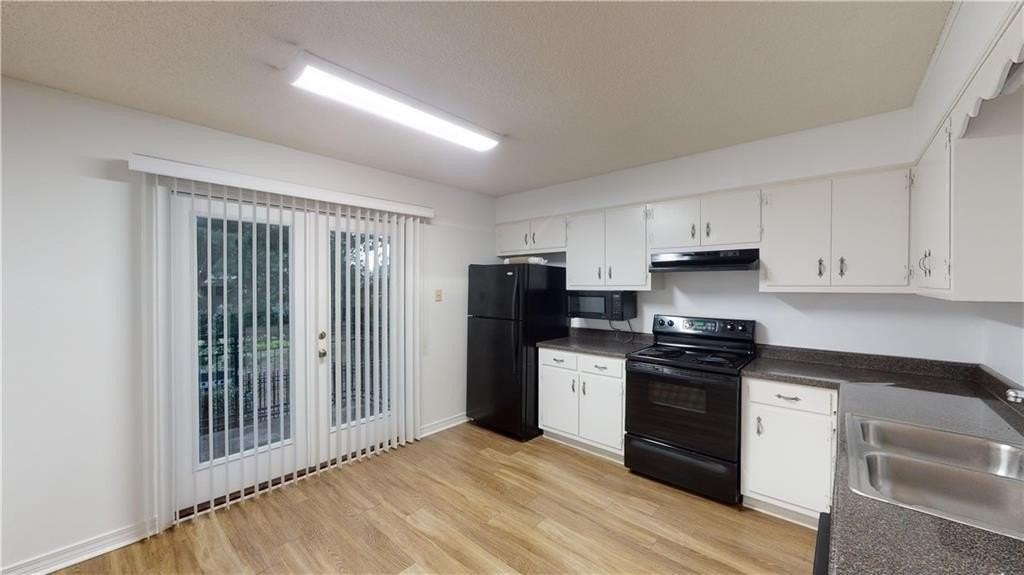 4009 Old Shell Rd #C20 - Photo 5 of 15