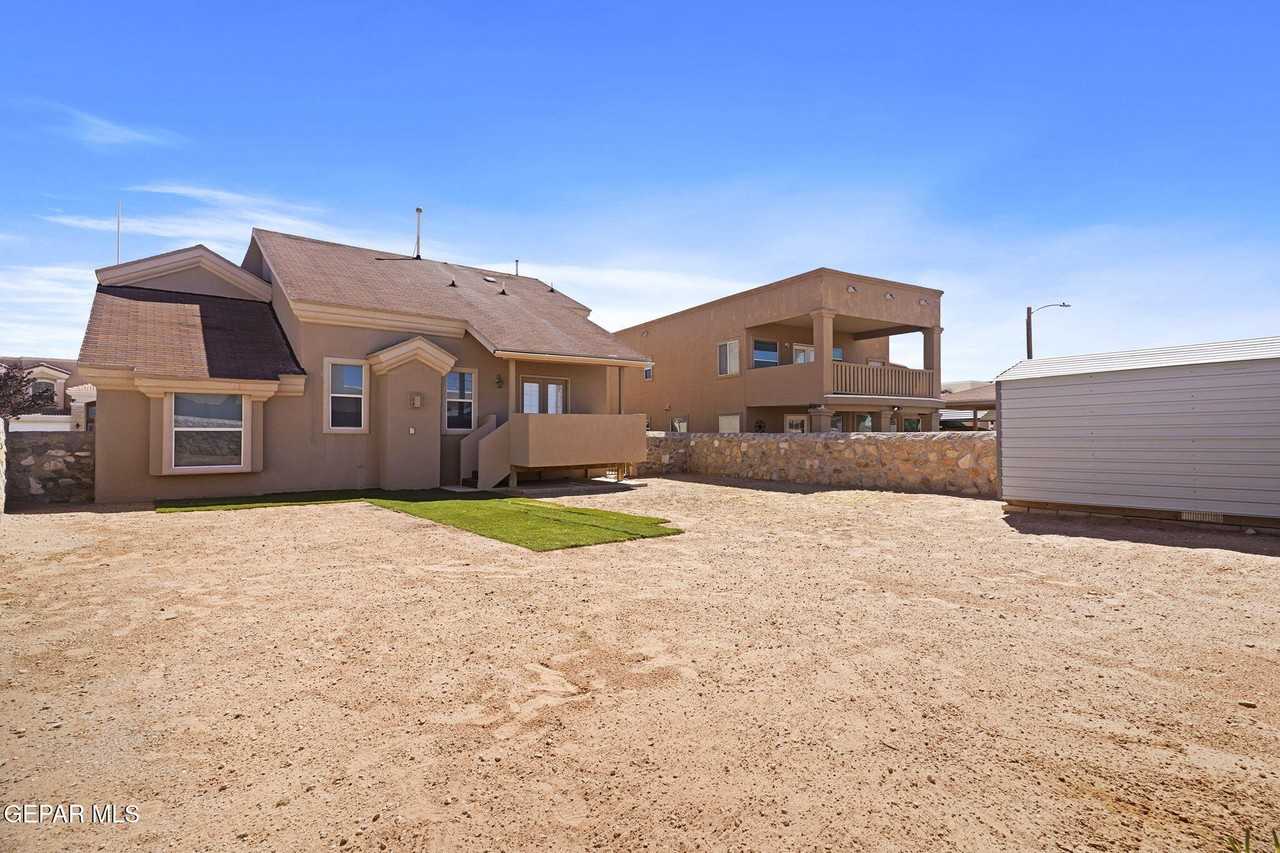 12705 Tierra Flores Dr - Photo 6 of 41