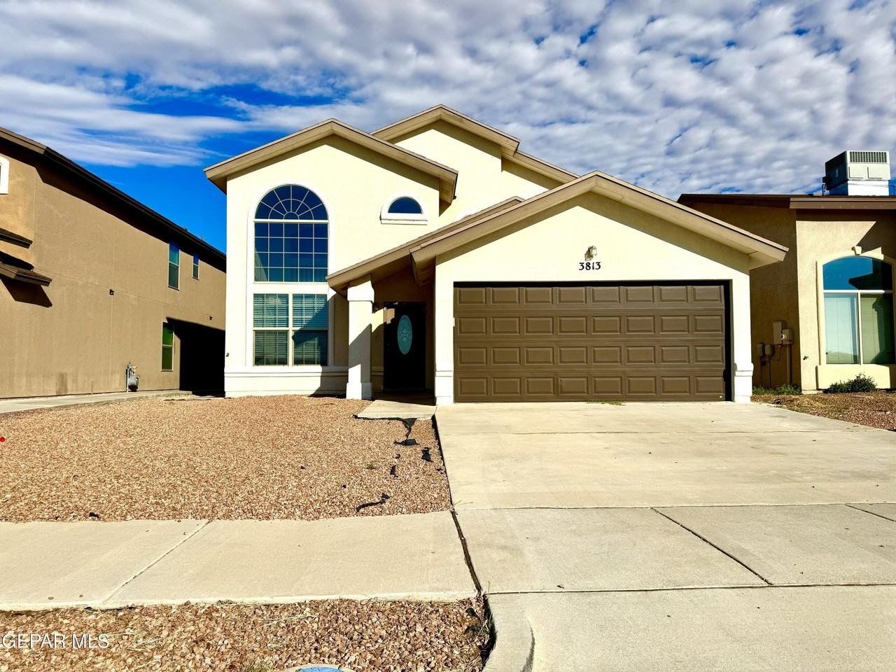 3813 Loma Dante Dr - Photo 2 of 33