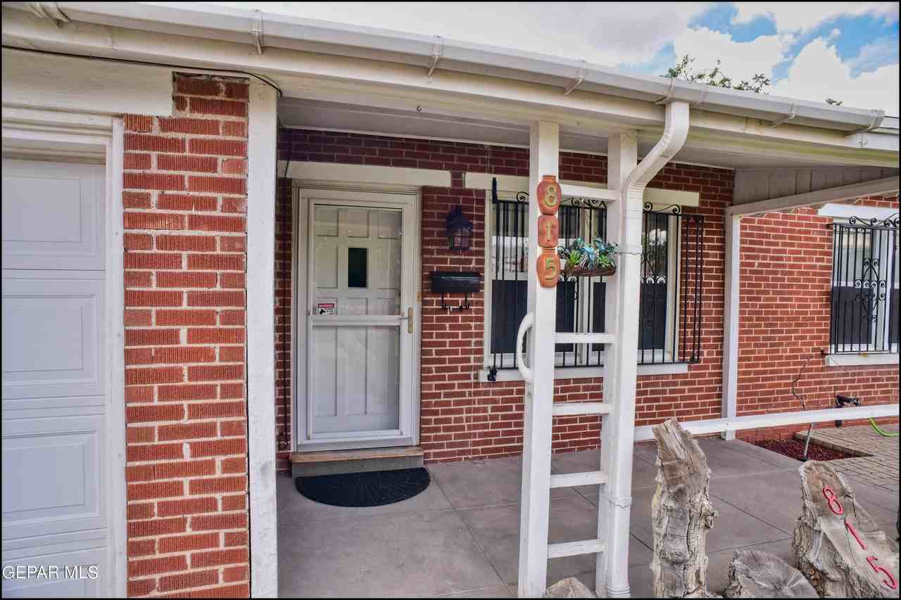 815 Ellis St - Photo 5 of 42