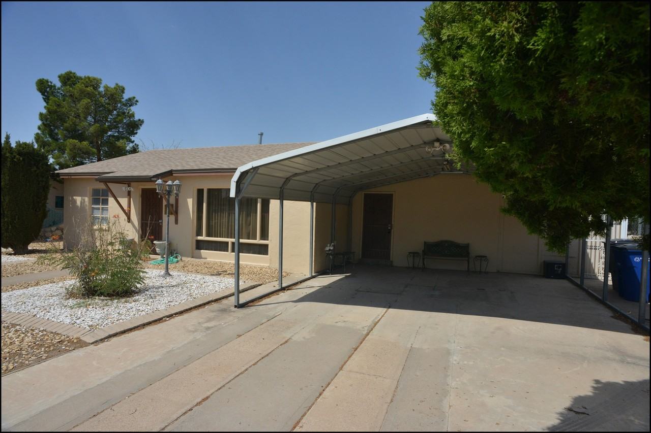 6106 Tejas Dr - Photo 3 of 39
