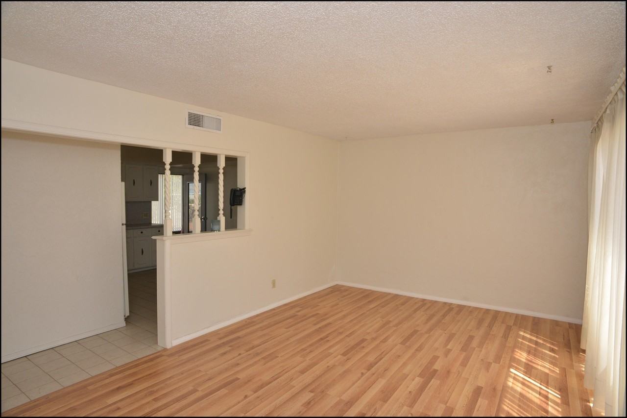 6106 Tejas Dr - Photo 7 of 39