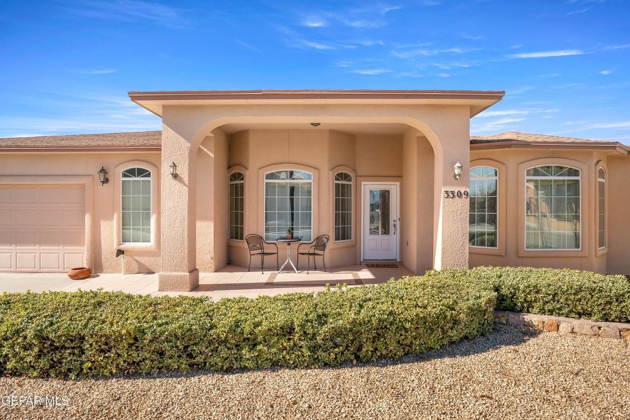 3309 Tierra Angel Dr - Photo 2 of 37