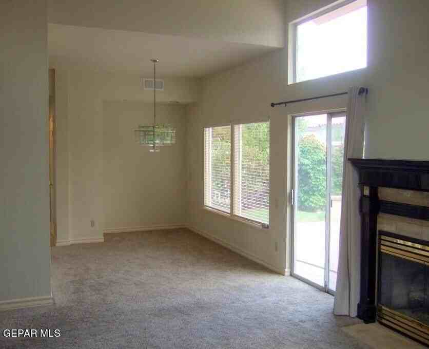4579 Weeping Willow Dr - Photo 2 of 12