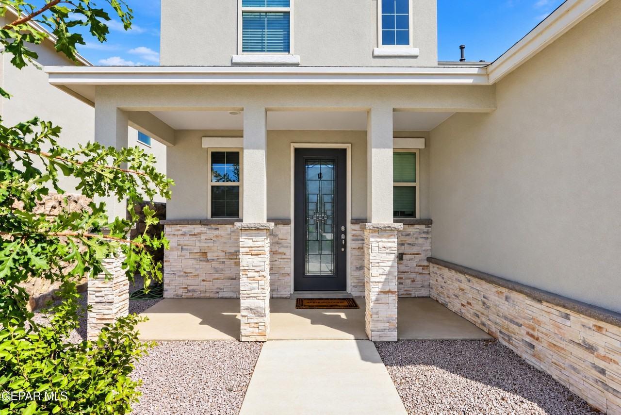 10620 Hidden Arch Pl - Photo 4 of 39