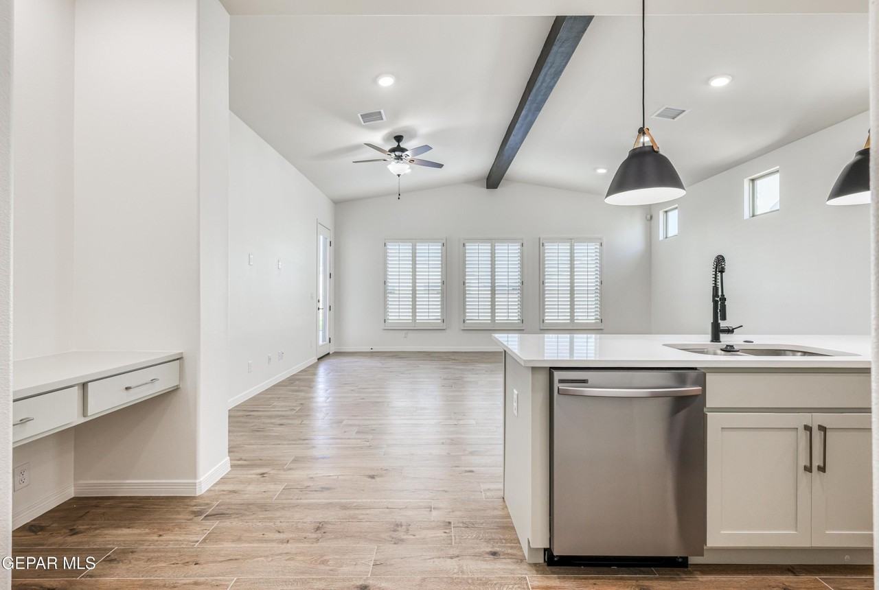 3821 Aspire Pl - Photo 6 of 48