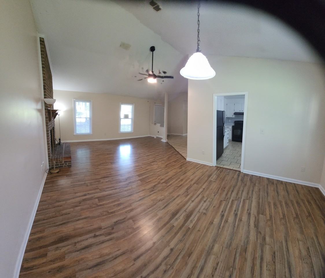 501 Mary Charlotte Dr #1 - Photo 4 of 16