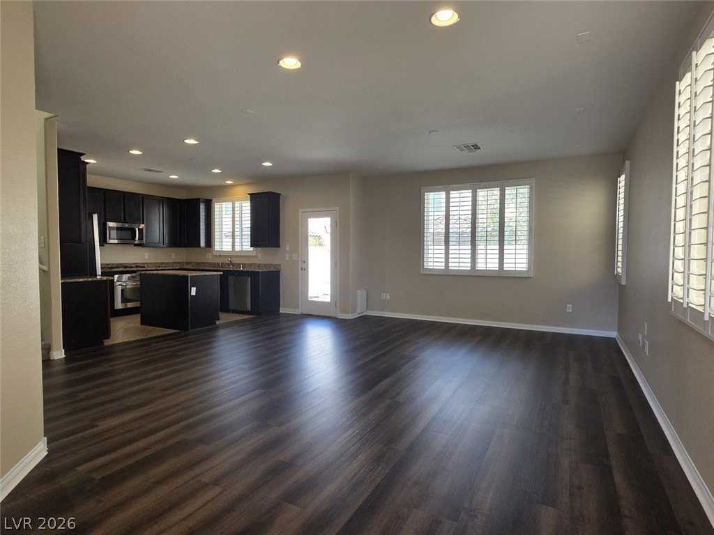 3120 Naggio Shores Ave - Photo 4 of 44