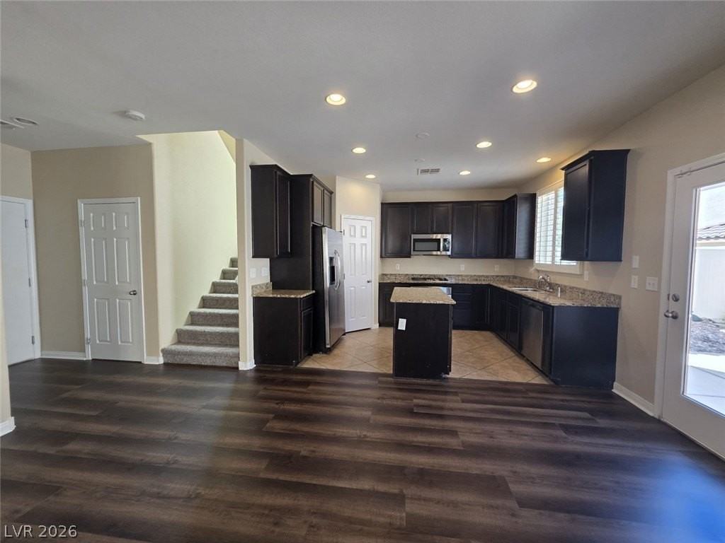 3120 Naggio Shores Ave - Photo 7 of 44