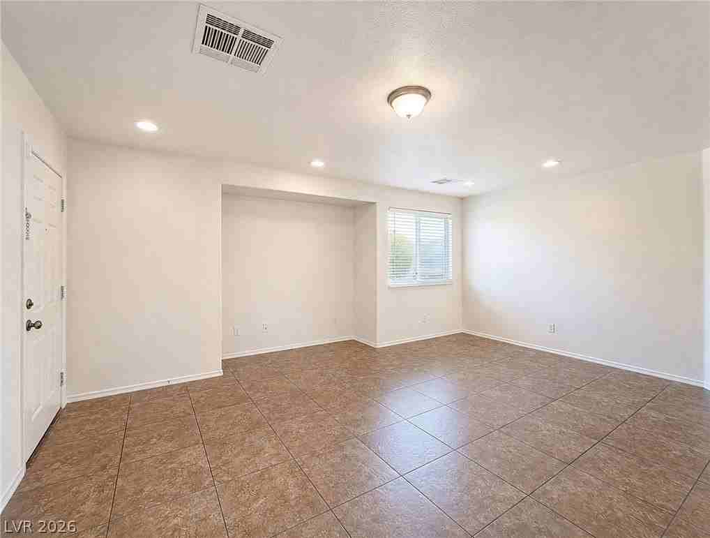 1049 Monte De Oro Ave - Photo 4 of 24