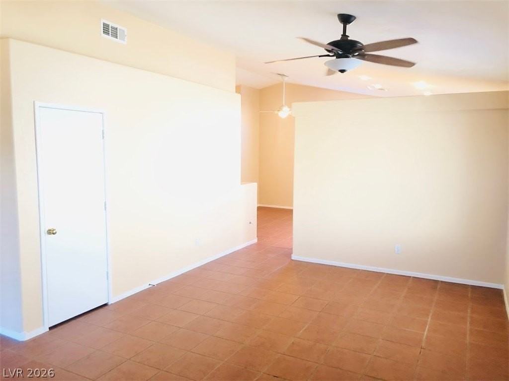 4836 Minturn Ave - Photo 3 of 23