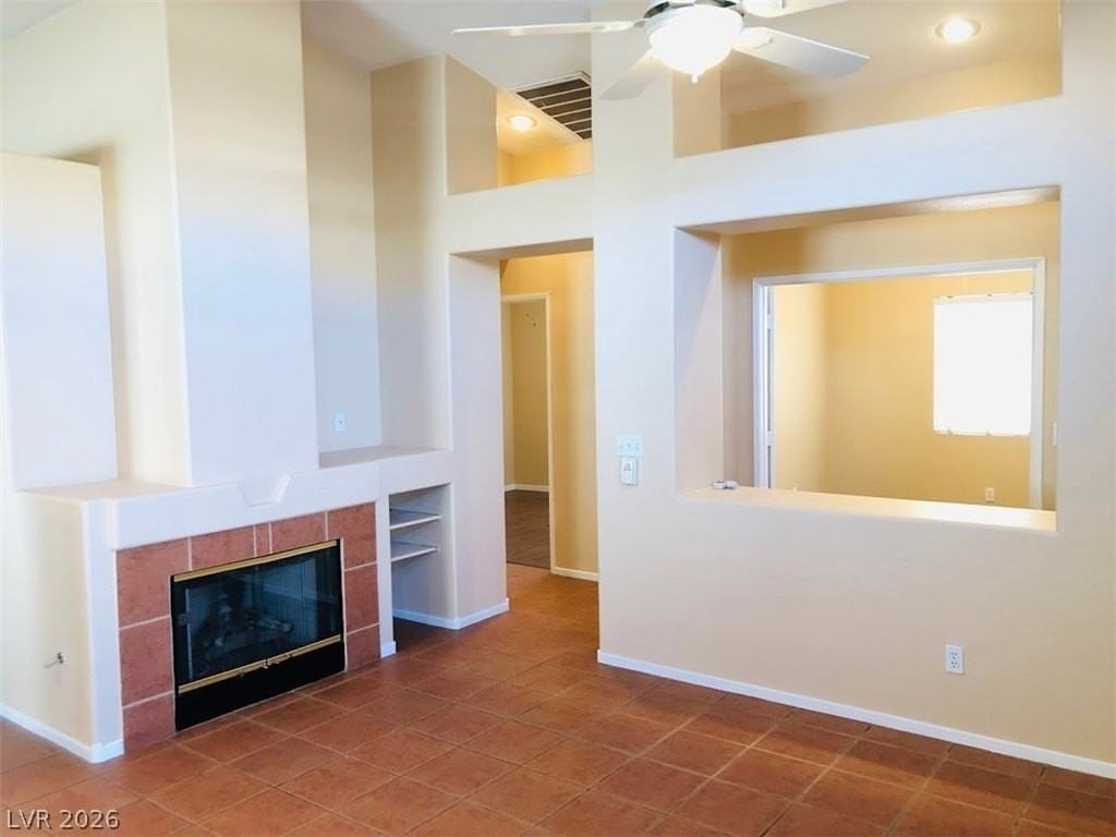 4836 Minturn Ave - Photo 7 of 23