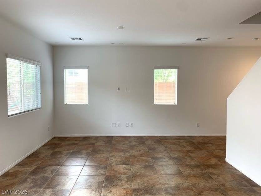 7752 Broadloom Ct - Photo 6 of 33