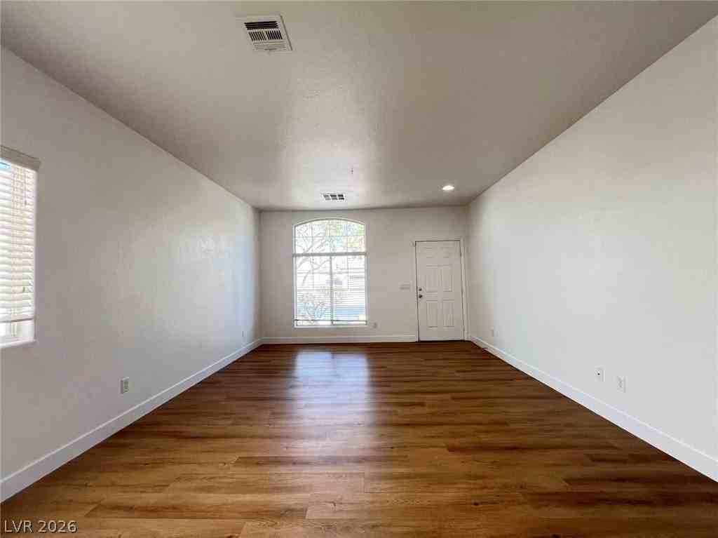 5121 First Sun St - Photo 3 of 24