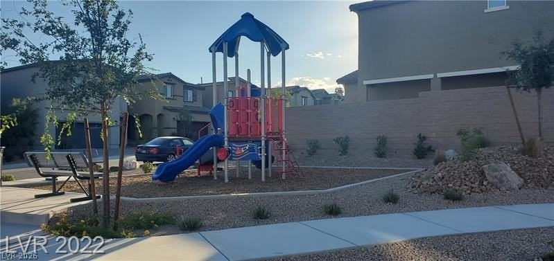 5228 Sunstone Mesa Dr - Photo 3 of 25