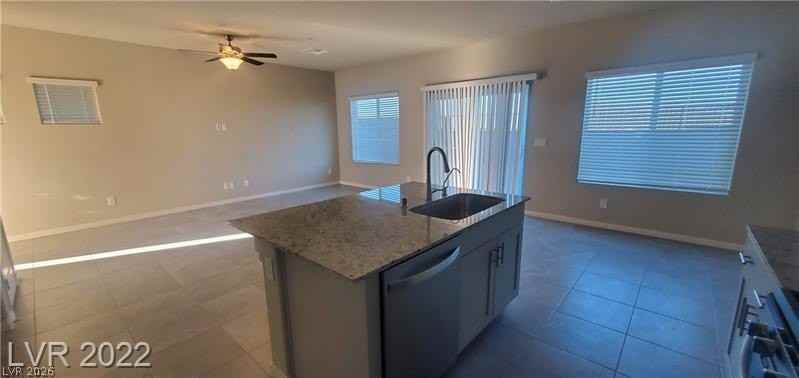 5228 Sunstone Mesa Dr - Photo 6 of 25