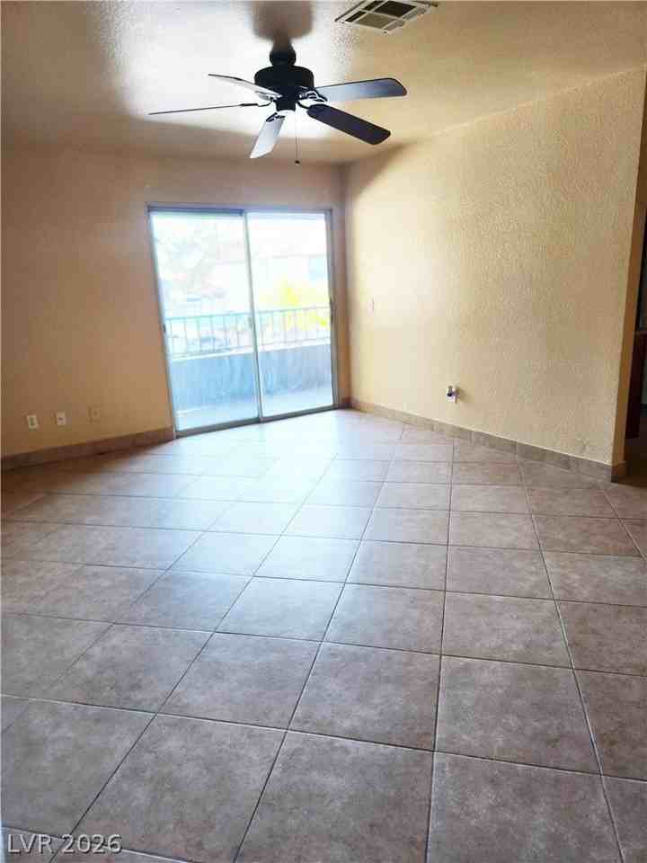 2606 S Durango Dr #223