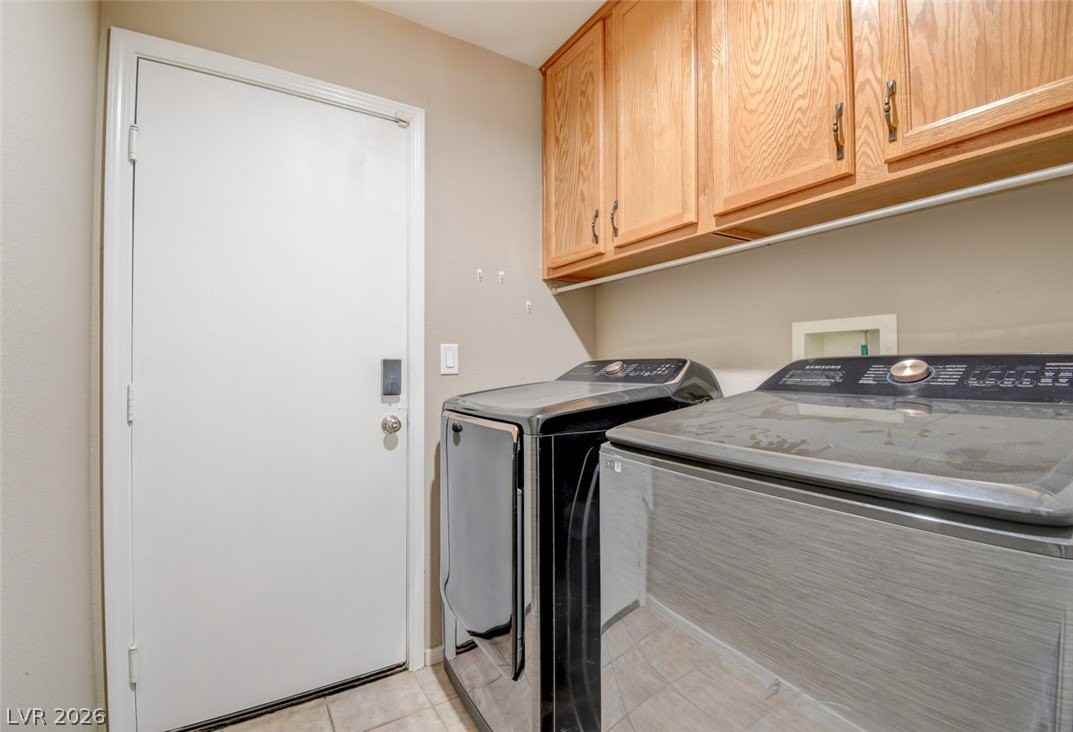 3719 Maple Creek Ave - Photo 3 of 17